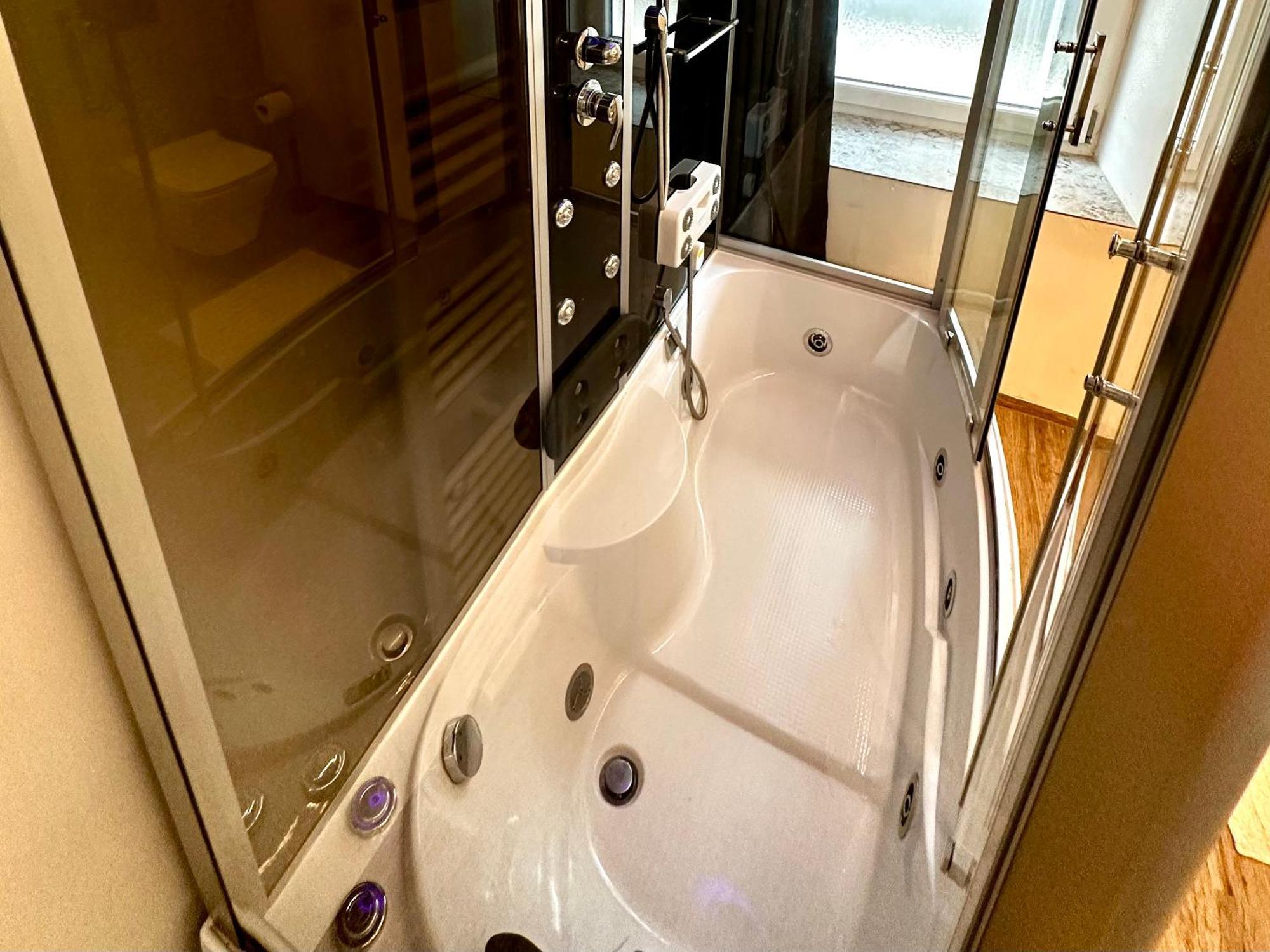 Beefree Whirlpoolsuite34-Free Parking & Fast Internet Passau Exterior photo